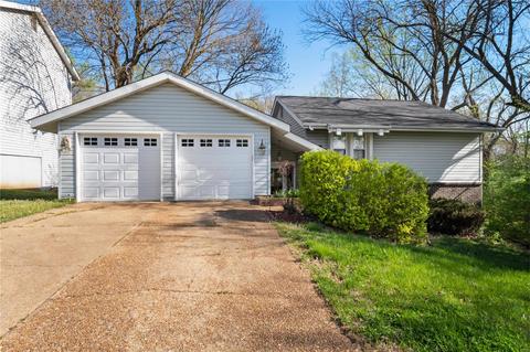 132 Shaw Dr, Eureka, MO 63025 photo 1