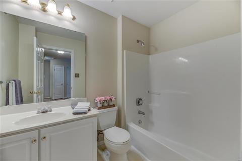 1412 Buckhurst Ct, Ballwin, MO 63021 photo 17