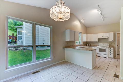 1412 Buckhurst Ct, Ballwin, MO 63021 photo 8
