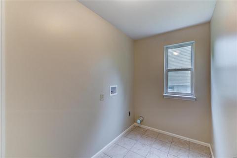 1412 Buckhurst Ct, Ballwin, MO 63021 photo 12