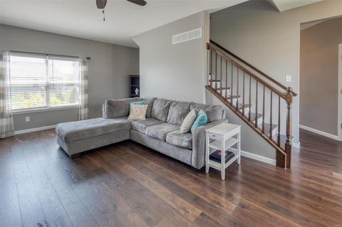 514 Deer Brook Dr, O'fallon, MO 63366 photo 2