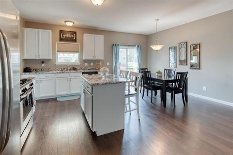 514 Deer Brook Dr, O'fallon, MO 63366 photo 12
