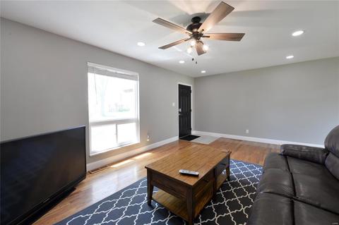 310 Sunrise Blvd, Ballwin, MO 63021 photo 5