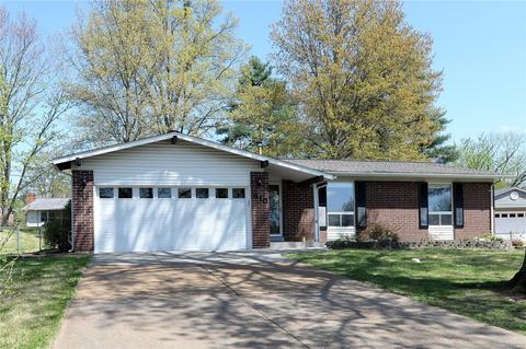310 Sunrise Blvd, Ballwin, MO 63021 photo 1
