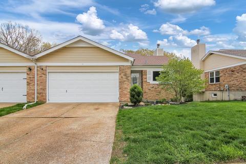 551 Woodhill Estates Dr, Ellisville, MO 63021 photo 1