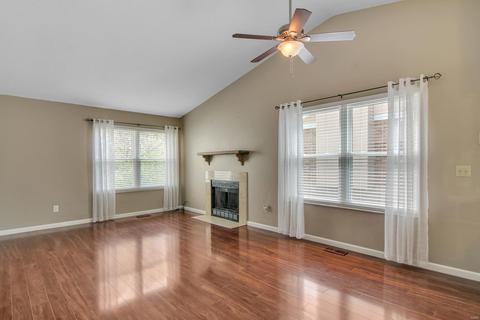 551 Woodhill Estates Dr, Ellisville, MO 63021 photo 4