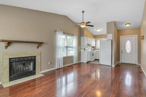 551 Woodhill Estates Dr, Ellisville, MO 63021 photo 3