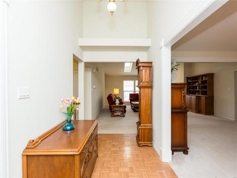 302 Oxford Ridge Ct, Ellisville, MO 63021 photo 5