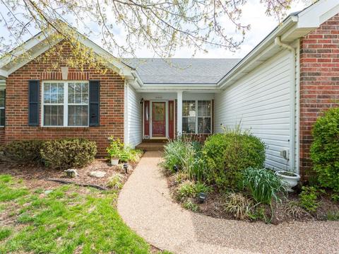 302 Oxford Ridge Ct, Ellisville, MO 63021 photo 3