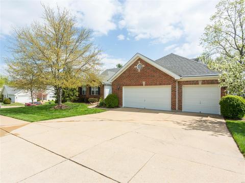 302 Oxford Ridge Ct, Ellisville, MO 63021 photo 2