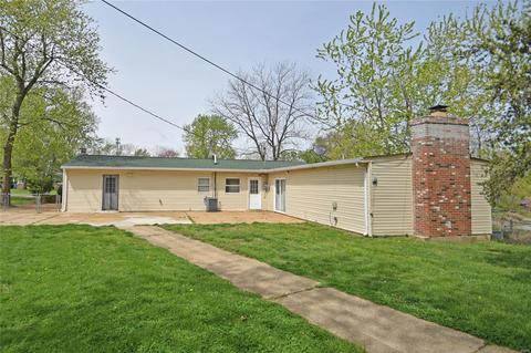 236 Ramsey Ln, Ballwin, MO 63021 photo 24