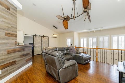 702 Hedgewood Ct, O'fallon, MO 63368 photo 3