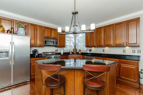 364 Carr Manor Ct, Ballwin, MO 63021 photo 32