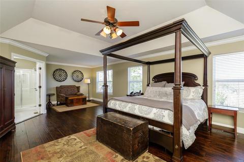 364 Carr Manor Ct, Ballwin, MO 63021 photo 4