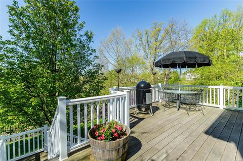 364 Carr Manor Ct, Ballwin, MO 63021 photo 16