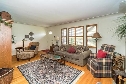 3366 Fee Fee Rd, Bridgeton, MO 63044 photo 5