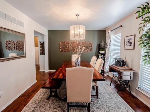 235 Royalltrail Ln, O'fallon, MO 63368 photo 4
