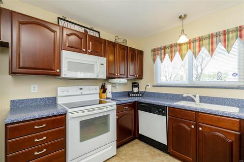 16878 Hickory Crest Dr, Wildwood, MO 63011 photo 3