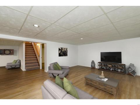 319 Annondale, Ballwin, MO 63011 photo 28