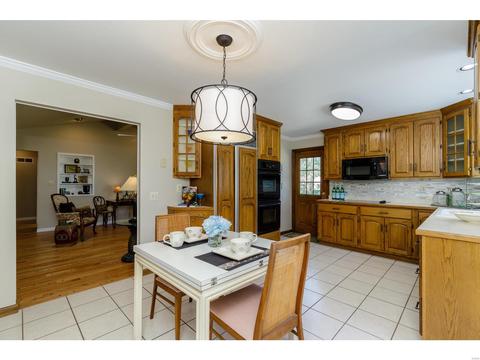 319 Annondale, Ballwin, MO 63011 photo 11