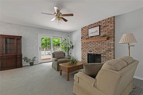 1513 Autumn Leaf Dr, Ballwin, MO 63021 photo 2