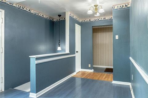 605 Nancy Pl, Ballwin, MO 63021 photo 9