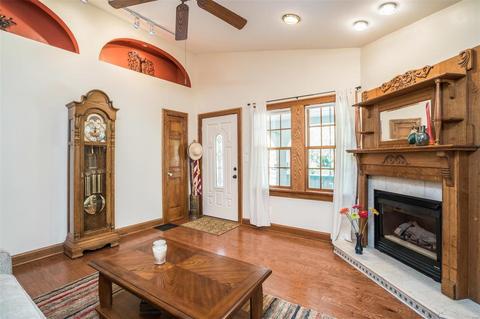 244 E Jackson Rd, Saint Louis, MO 63119 photo 3