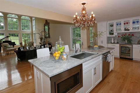 567 Enchanted Pkwy, Manchester, MO 63021 photo 7