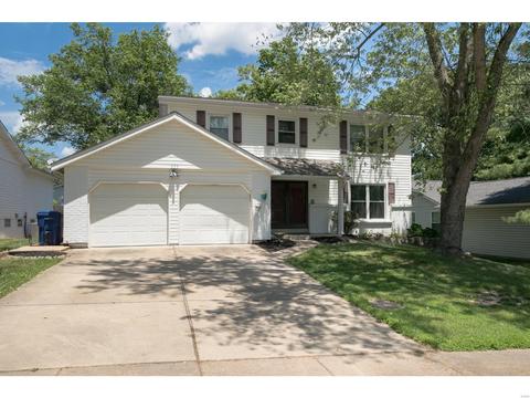355 Palermo, Ballwin, MO 63021 photo 3