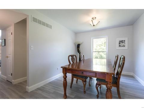 355 Palermo, Ballwin, MO 63021 photo 13