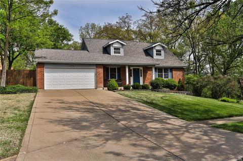 296 Oak Pass Ct, Ballwin, MO 63011 photo 1