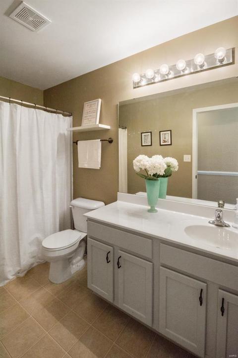 205 Graygate Ct, Lake Saint Louis, MO 63367 photo 28