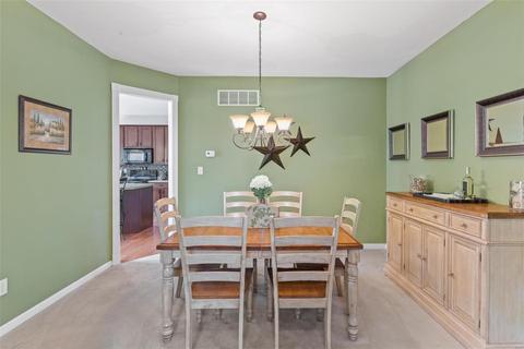 205 Graygate Ct, Lake Saint Louis, MO 63367 photo 6