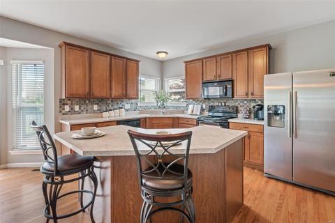 205 Graygate Ct, Lake Saint Louis, MO 63367 photo 11