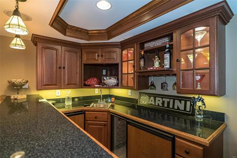 828 Castle Pines Dr, Ballwin, MO 63021 photo 40