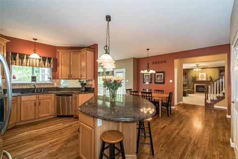 828 Castle Pines Dr, Ballwin, MO 63021 photo 17
