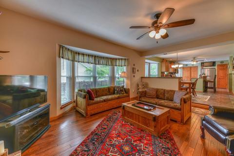147 Westridge Parc Ln, Ellisville, MO 63021 photo 3