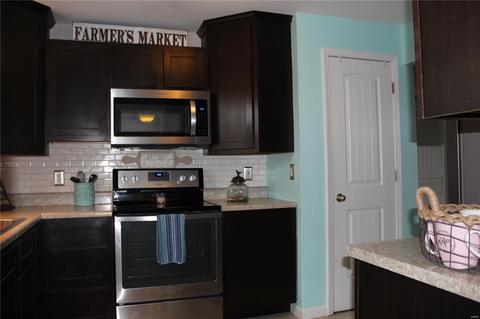 237 Ballwin Ave, Ballwin, MO 63021 photo 9