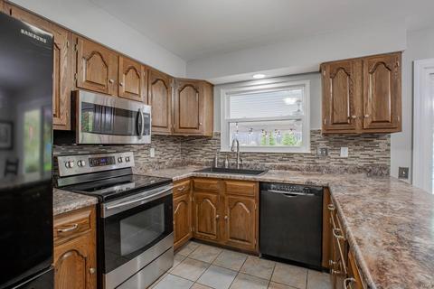 457 Melanie Meadows Ln, Ballwin, MO 63021 photo 6