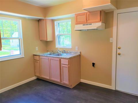 429 S Dade Ave, Saint Louis, MO 63135 photo 2