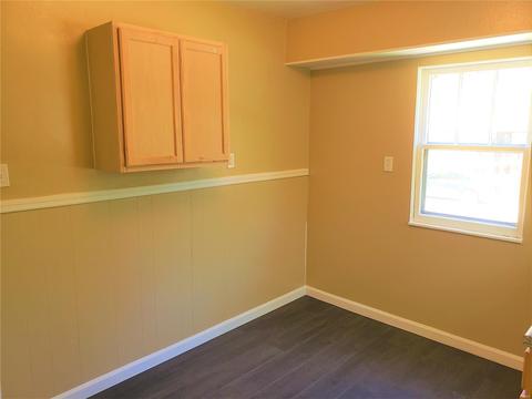 429 S Dade Ave, Saint Louis, MO 63135 photo 3