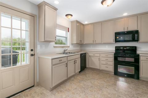 991 Tilestone Dr, O'fallon, MO 63366 photo 12