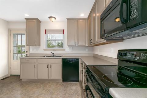 991 Tilestone Dr, O'fallon, MO 63366 photo 13