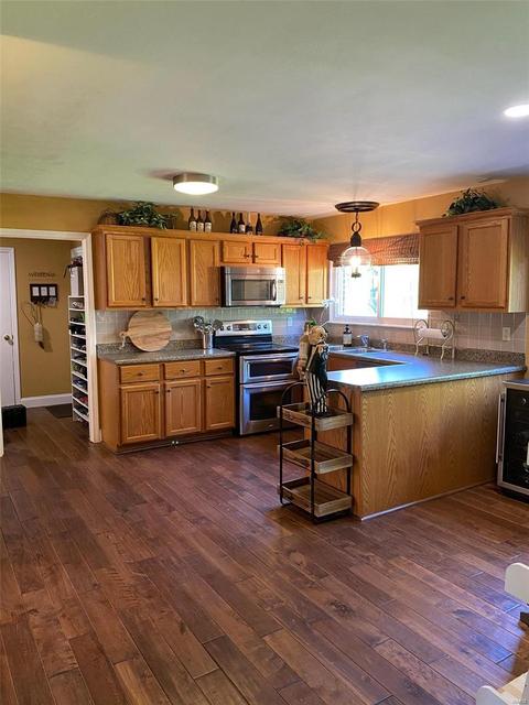 894 Rusticmanor Cir, Ballwin, MO 63011 photo 10