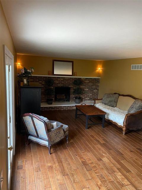894 Rusticmanor Cir, Ballwin, MO 63011 photo 33