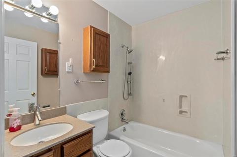 120 Lea Meadows Dr, Ballwin, MO 63011 photo 19