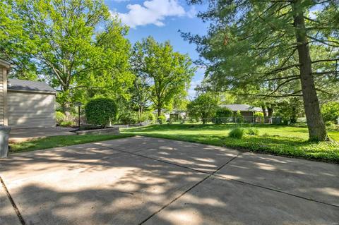 120 Lea Meadows Dr, Ballwin, MO 63011 photo 29