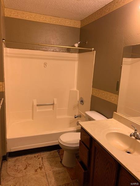 4010 Esseldale, Saint Ann, MO 63074 photo 4