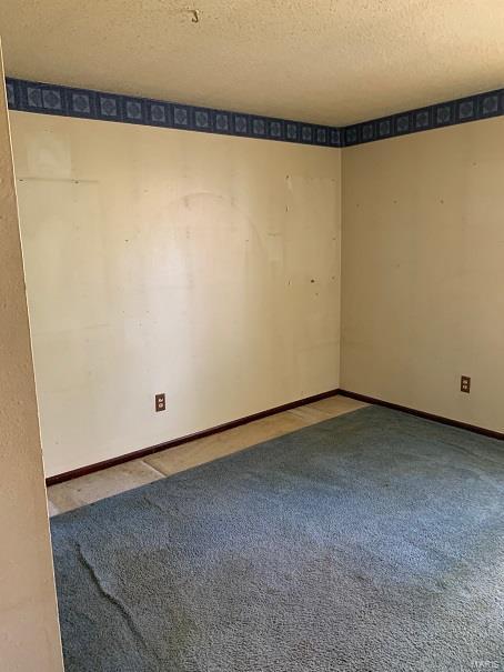 4010 Esseldale, Saint Ann, MO 63074 photo 3
