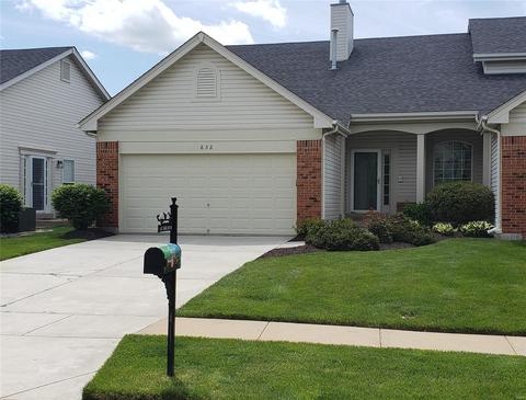 632 Hawk Run Dr, O'fallon, MO 63368 photo 1